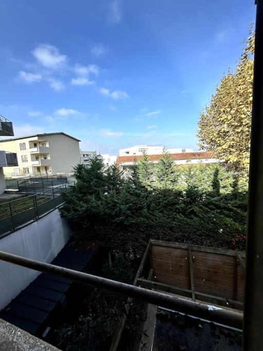 Le Cosy Shelby Proche Gare 150M Apartment Villefranche-sur-Saone Exterior photo